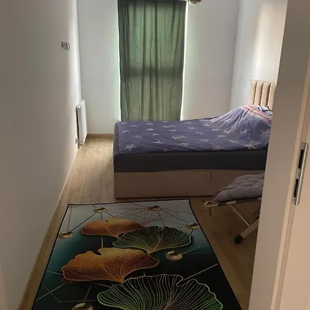 Apartament Z Tarasem كوزتسالين