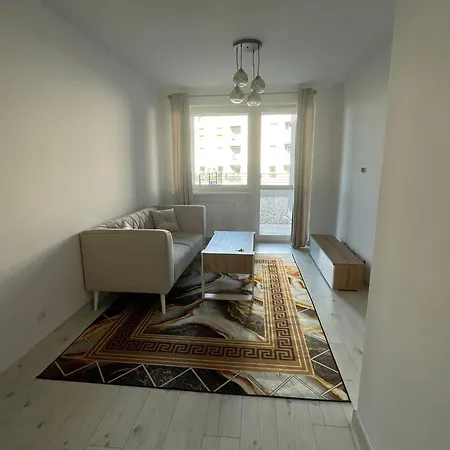 Apartament Z Tarasem كوزتسالين